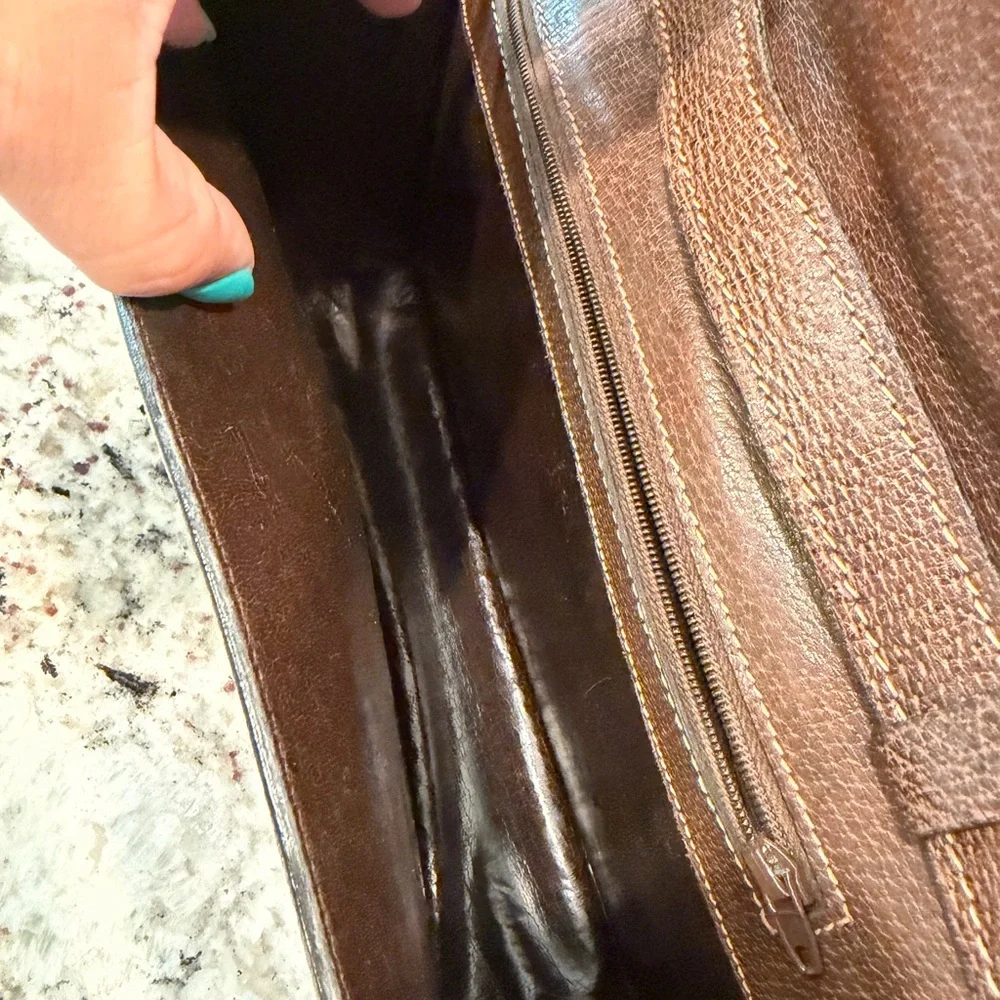 Gucci Brown Leather Satchel vintage with Gold Accent - Picture 15 of 16